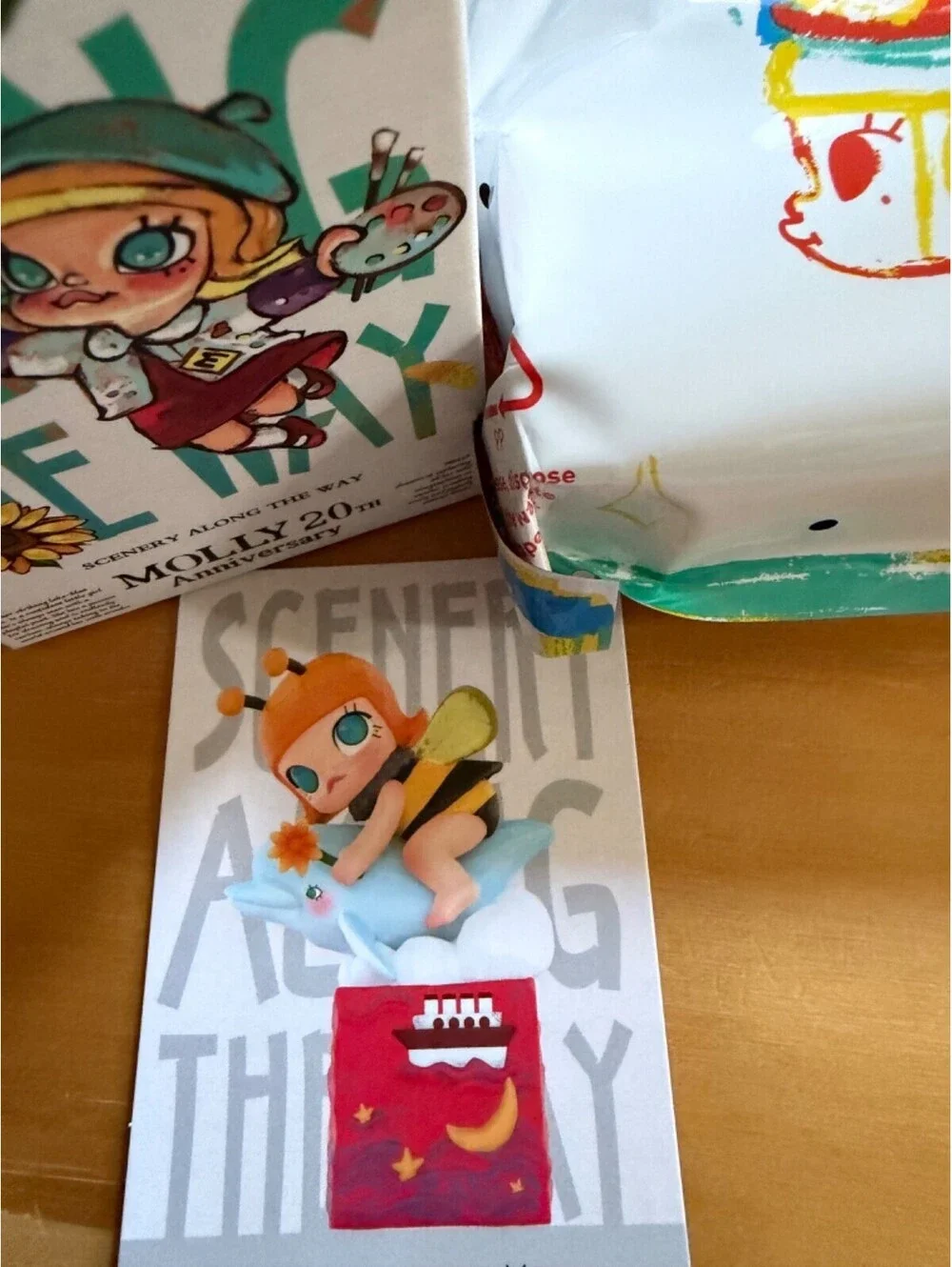 POP MART MOLLY Scenery Along the Way 20th Anniversary Bind Box Figure WILD BEE